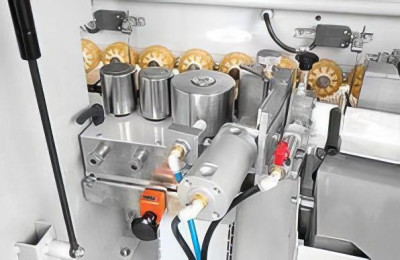 Будкрам купити Кромкооблицювальний верстат Robland KM 675 Кромкооблицювальний верстат Robland KM 675 5