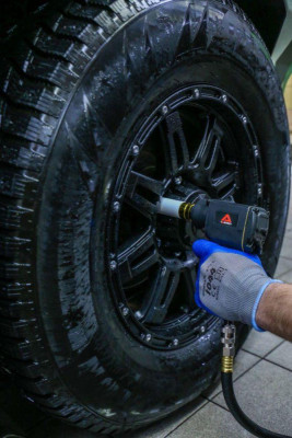 Будкрам купити Пневматичний ударний гайковерт TAGRED TA801 1/2 Пневматичний ударний гайковерт TAGRED TA801 1/2 10