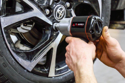 Будкрам купити Пневматичний ударний гайковерт TAGRED TA815 1/2 Пневматичний ударний гайковерт TAGRED TA815 1/2 9