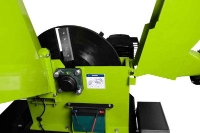 Будкрам купити Садовий подрібнювач Zipper ZI-HAEK15000 Садовий подрібнювач Zipper ZI-HAEK15000 7