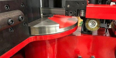 Будкрам купить Полуавтоматическая двухколонная ленточная пила по металлу Karmetal KDG 460x800 DM Полуавтоматическая двухколонная ленточная пила по металлу Karmetal KDG 460x800 DM 9