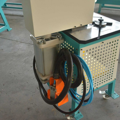 Будкрам купить Угловысечной станок с фиксированным углом CK EMSA PN-3 Угловысечной станок с фиксированным углом CK EMSA PN-3 7