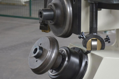 Будкрам купити Відбірний відрізний верстат Isitan SDK 6 Відбірний відрізний верстат Isitan SDK 6 4