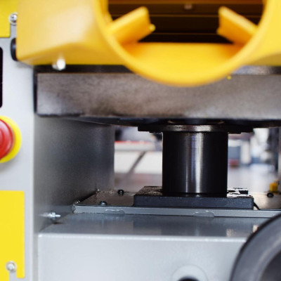 Будкрам купити Фугувально-рейсмусовий верстат BAMATO BHM-250 (400V) Фугувально-рейсмусовий верстат BAMATO BHM-250 (400V) 6