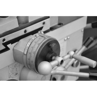 Будкрам купити Універсальний токарний верстат CORMAK 500x1500 Універсальний токарний верстат CORMAK 500x1500 4