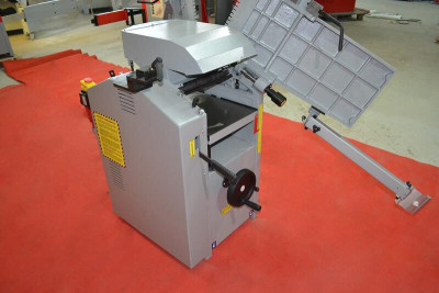 Будкрам купити Фугувально-рейсмусовий верстат Stomana ADM 320 Фугувально-рейсмусовий верстат Stomana ADM 320 5