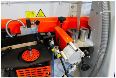 Будкрам купити Автоматичний кромкооблицювальний верстат STOMANA KZM 6 RTF Автоматичний кромкооблицювальний верстат STOMANA KZM 6 RTF 6