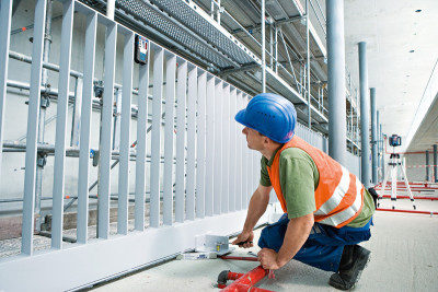 Будкрам купить Bosch Нивелир лазерный ротационный Professional GRL 250 HV, 30м/з приймачем 125м, ±0.1мм/м, 150/300/600 об/мин, IP54, 1.8кг, кейс, пульт RC1, очки, мишень Bosch Нивелир лазерный ротационный Professional GRL 250 HV, 30м/з приймачем 125м, ±0.1мм/м, 150/300/600 об/мин, IP54, 1.8кг, кейс, пульт RC1, очки, мишень 3