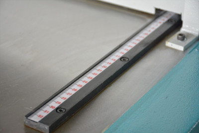 Будкрам купити Гільйотинні ножиці Ckemsa EMGA 1320×2,5 мм Гільйотинні ножиці Ckemsa EMGA 1320×2,5 мм 5