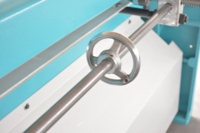 Будкрам купити Гільйотинні ножиці Ckemsa EMGA 1320×2,5 мм Гільйотинні ножиці Ckemsa EMGA 1320×2,5 мм 7