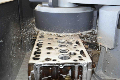 Будкрам купити Верстат для шліфування та фрезерування площини ГБЦ та БЦ Carmec SG-330 Верстат для шліфування та фрезерування площини ГБЦ та БЦ Carmec SG-330 3