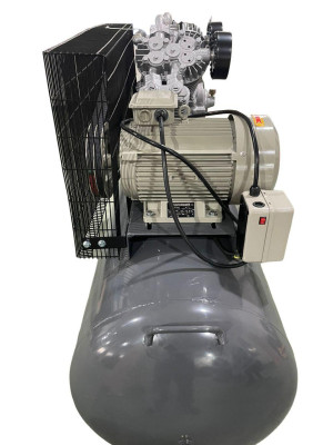 Будкрам купити Поршневий компресор MAST 2105/500L 400V Поршневий компресор MAST 2105/500L 400V 4