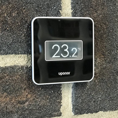 Будкрам купить Термостат цифровой Smatrix Wave беспроводной, черный Uponor Термостат цифровой Smatrix Wave беспроводной, черный Uponor 2