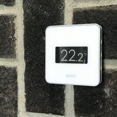 Будкрам купить Термостат цифровой Smatrix Wave беспроводной, белый Uponor Термостат цифровой Smatrix Wave беспроводной, белый Uponor 2