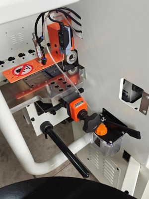 Будкрам купити Кромкооблицювальний верстат MAST Holztechnik K308 Кромкооблицювальний верстат MAST Holztechnik K308 9