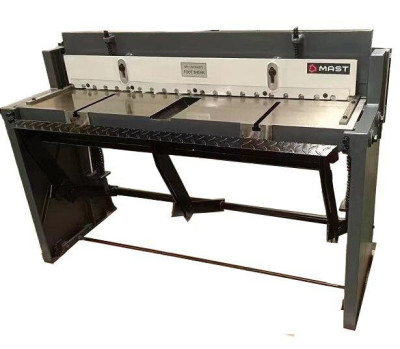 Будкрам купити Гільйотина MAST Q01-1.5x1320 Гільйотина MAST Q01-1.5x1320 2