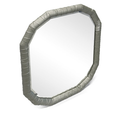 Будкрам купити Дзеркало настінне з фацетом у рамі з тканини 68х81 см, сірий Sanpreis Дзеркало настінне з фацетом у рамі з тканини 68х81 см, сірий Sanpreis 4