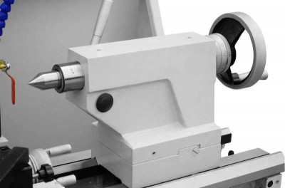 Будкрам купити Універсальний токарно-гвинторізний верстат MAST M-TK410х1000 Універсальний токарно-гвинторізний верстат MAST M-TK410х1000 6