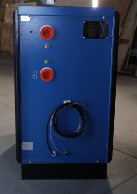 Будкрам купити Осушувач стисненого повітря Mast SHB-50 (16 Бар) Осушувач стисненого повітря Mast SHB-50 (16 Бар) 3