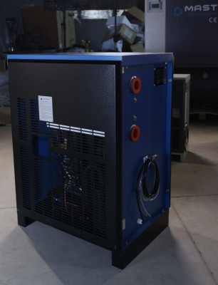 Будкрам купити Осушувач стисненого повітря Mast SHB-50 (16 Бар) Осушувач стисненого повітря Mast SHB-50 (16 Бар) 5