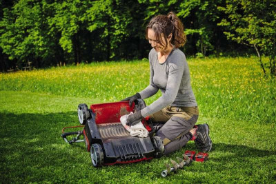 Будкрам купить Einhell Аэратор-скарификатор аккумуляторный GE-SC 36/35 Li - Solo 36В 35см бесщеточные ножи 16шт 9.94кг (без АКБ и ЗУ) Einhell Аэратор-скарификатор аккумуляторный GE-SC 36/35 Li - Solo 36В 35см бесщеточные ножи 16шт 9.94кг (без АКБ и ЗУ) 2