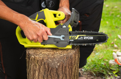 Будкрам купити Ryobi Пила ланцюгова акумуляторна ONE+ RY18CS20A-125 18В акб 1х2.5А·год ЗП 20см 2.3кг Ryobi Пила ланцюгова акумуляторна ONE+ RY18CS20A-125 18В акб 1х2.5А·год ЗП 20см 2.3кг 3