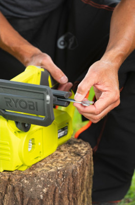Будкрам купити Ryobi Пила ланцюгова акумуляторна ONE+ RY18CS20A-125 18В акб 1х2.5А·год ЗП 20см 2.3кг Ryobi Пила ланцюгова акумуляторна ONE+ RY18CS20A-125 18В акб 1х2.5А·год ЗП 20см 2.3кг 4