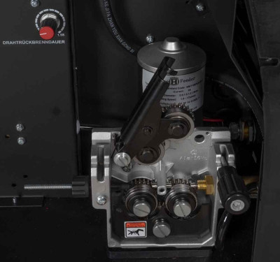 Будкрам купити Інверторний зварювальний апарат Holzmann EMSA315 Інверторний зварювальний апарат Holzmann EMSA315 7