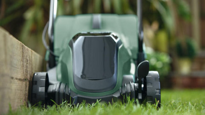 Будкрам купить Bosch Газонокосилка аккумуляторная CityMower 18V-32-300 18В акб 1х4А·час 31л 30-60мм 9.4кг Bosch Газонокосилка аккумуляторная CityMower 18V-32-300 18В акб 1х4А·час 31л 30-60мм 9.4кг 5