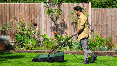 Будкрам купити Bosch Газонокосарка мережева EasyRotak 32-205 1200Вт 32см 31л 25-65мм 11.1кг Bosch Газонокосарка мережева EasyRotak 32-205 1200Вт 32см 31л 25-65мм 11.1кг 6