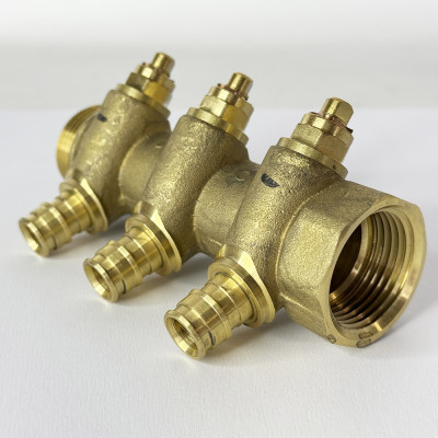 Будкрам купить Коллектор Uponor Q&E 1" с запорными кранами SH 3Х16 с/с 38, латунь Uponor Коллектор Uponor Q&E 1" с запорными кранами SH 3Х16 с/с 38, латунь Uponor 2