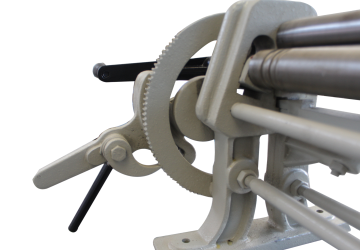 Будкрам купити Роликовий листогиб Isitan IR 1550х75 Роликовий листогиб Isitan IR 1550х75 3