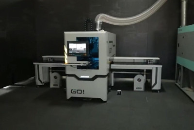 Будкрам купить Сверлильно-присадочный станок с ЧПУ AES GO! 1300 M ATC Сверлильно-присадочный станок с ЧПУ AES GO! 1300 M ATC 3