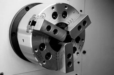 Будкрам купить Токарный станок с ЧПУ Cormak 400x1000 Токарный станок с ЧПУ Cormak 400x1000 3