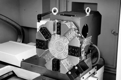 Будкрам купить Токарный станок с ЧПУ Cormak 400x1000 Токарный станок с ЧПУ Cormak 400x1000 4