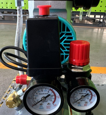 Будкрам купить Безмасляный поршневой компрессор Mast MOF1390/1100-9L Безмасляный поршневой компрессор Mast MOF1390/1100-9L 5