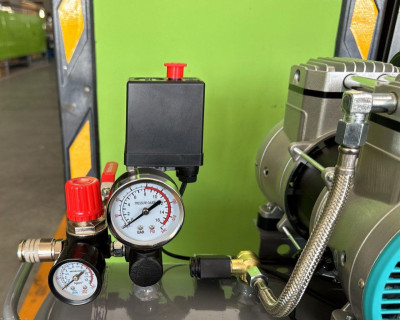 Будкрам купить Безмасляний поршневий компресор Mast MOF1680/3x1500-120L Безмасляний поршневий компресор Mast MOF1680/3x1500-120L 8