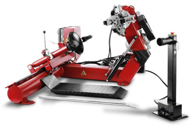 Будкрам купити Балансувальний верстат REDATS WT-200 та шиномонтажний верстат MT-26 Балансувальний верстат REDATS WT-200 та шиномонтажний верстат MT-26 2