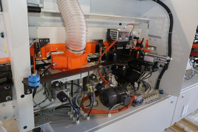 Будкрам купити Автоматичний крайооблицювальний верстат STOMANA KZM 6 TF PUR Автоматичний крайооблицювальний верстат STOMANA KZM 6 TF PUR 7