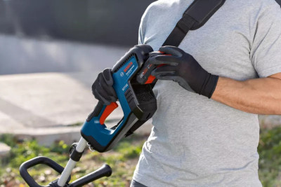 Будкрам купити Тримір садовий акумулятор Bosch Professional GRT 18V-33 18V 33см 3.5кг без АКБ та ЗП Тримір садовий акумулятор Bosch Professional GRT 18V-33 18V 33см 3.5кг без АКБ та ЗП 16