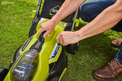 Будкрам купить Газонокосилка аккумуляторная Ryobi ONE+ HP RY18LMX33A-150 18В акб 1х5А·ч 33см 30л 25-90мм 9.3кг Газонокосилка аккумуляторная Ryobi ONE+ HP RY18LMX33A-150 18В акб 1х5А·ч 33см 30л 25-90мм 9.3кг 5