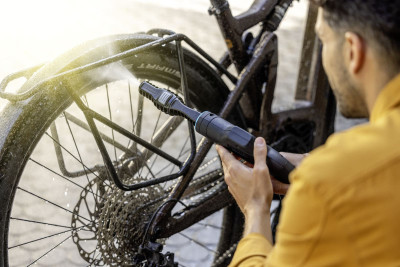 Будкрам купить Минимойка аккумуляторная Karcher OC 6-18 Premium Battery Set 18В акб 1х2.5А·час 24бар 200л/ч бак для воды 12л ЗП 5.73кг Минимойка аккумуляторная Karcher OC 6-18 Premium Battery Set 18В акб 1х2.5А·час 24бар 200л/ч бак для воды 12л ЗП 5.73кг 3