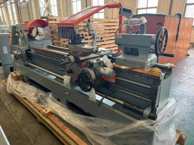 Будкрам купити Універсальний токарний верстат MAST METALLTECHNIK M-TK 500х2000 Універсальний токарний верстат MAST METALLTECHNIK M-TK 500х2000 2