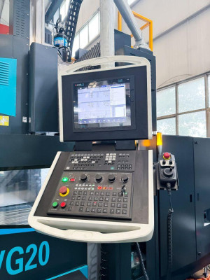 Будкрам купить Двухстоечный вертикальный обрабатывающий центр с ЧПУ OZCO VG20 Двухстоечный вертикальный обрабатывающий центр с ЧПУ OZCO VG20 3