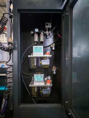 Будкрам купить Двухстоечный вертикальный обрабатывающий центр с ЧПУ OZCO VG20 Двухстоечный вертикальный обрабатывающий центр с ЧПУ OZCO VG20 4