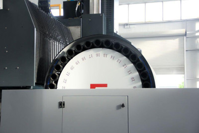 Будкрам купить Двухстоечный вертикальный обрабатывающий центр с ЧПУ OZCO VG42 Двухстоечный вертикальный обрабатывающий центр с ЧПУ OZCO VG42 6