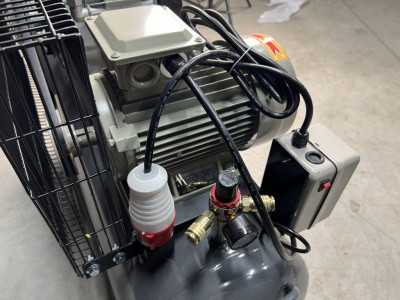 Будкрам купить Поршневой компрессор MAST TA65/100L 400V PRO Поршневой компрессор MAST TA65/100L 400V PRO 3