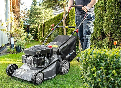 Будкрам Топ-5 найкращих бензинових газонокосарок на ринку